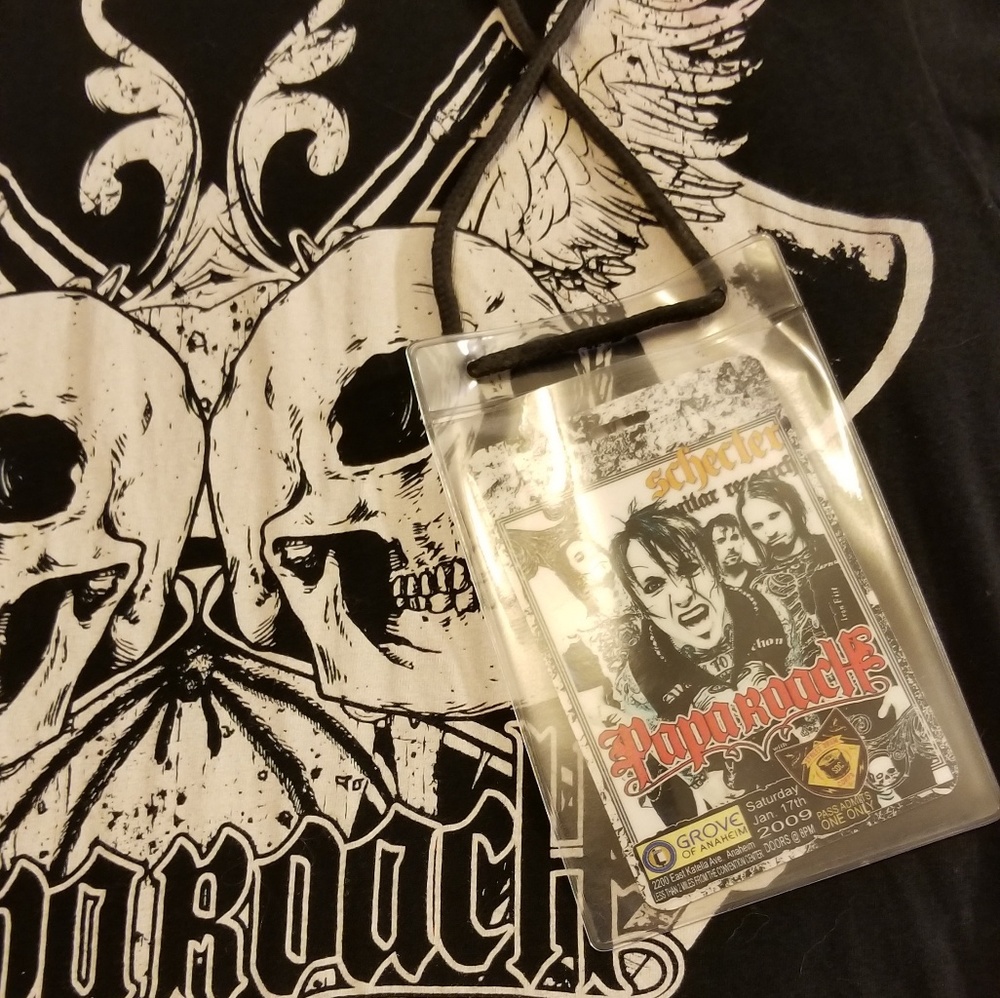 2009 Papa Roach Rare Shirt and Concert Pass